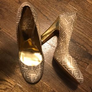 Tory Burch pumps